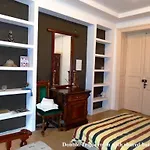 Calea Victoriei 54 Hostel Bucharest