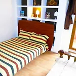 Хостел Calea Victoriei 54 *