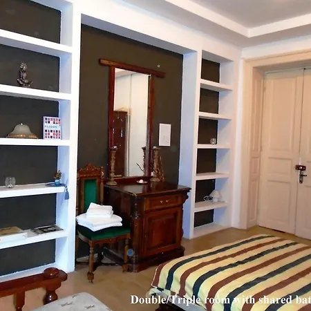 Calea Victoriei 54 Hostel Bucharest