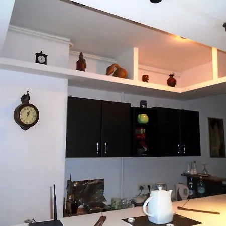 Hostel Calea Victoriei 54 *