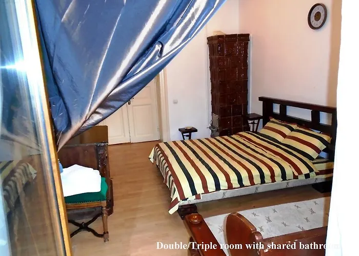 Calea Victoriei 54 Hostel *