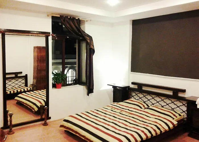 Calea Victoriei 54 * Bukurešť