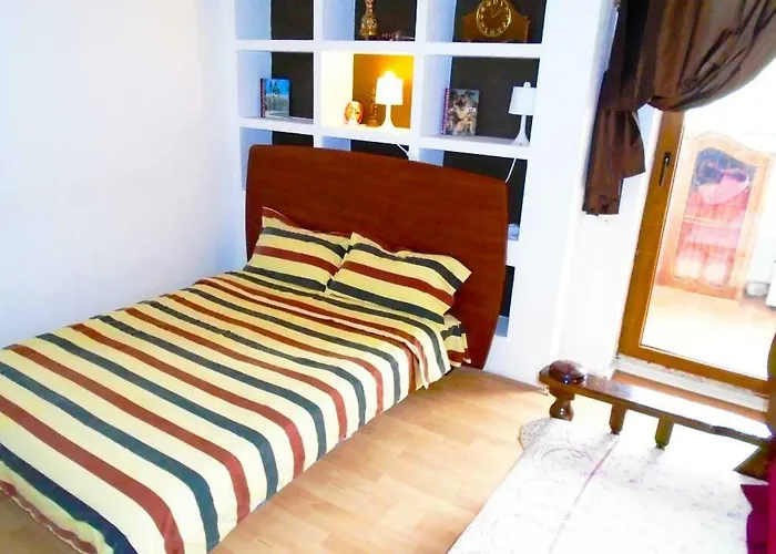 Hostel Calea Victoriei 54 *